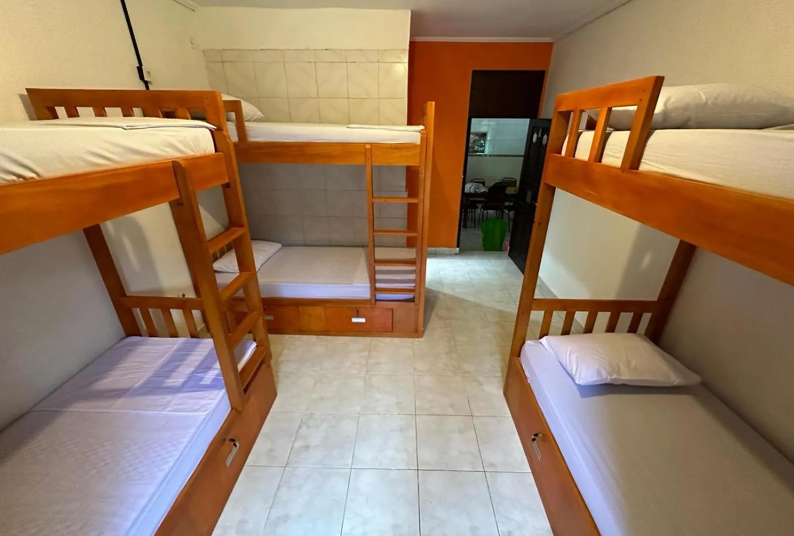 Rodin Bali Hostel Seminyak  0*, Seminyak (Bali) Indonesia